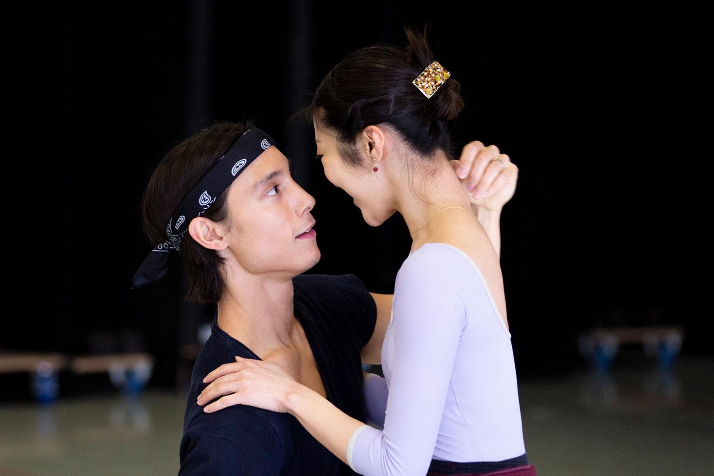 ayami Miyata and Kevin Poeung rehearsing Geisha. Photo Emily Nuttall.